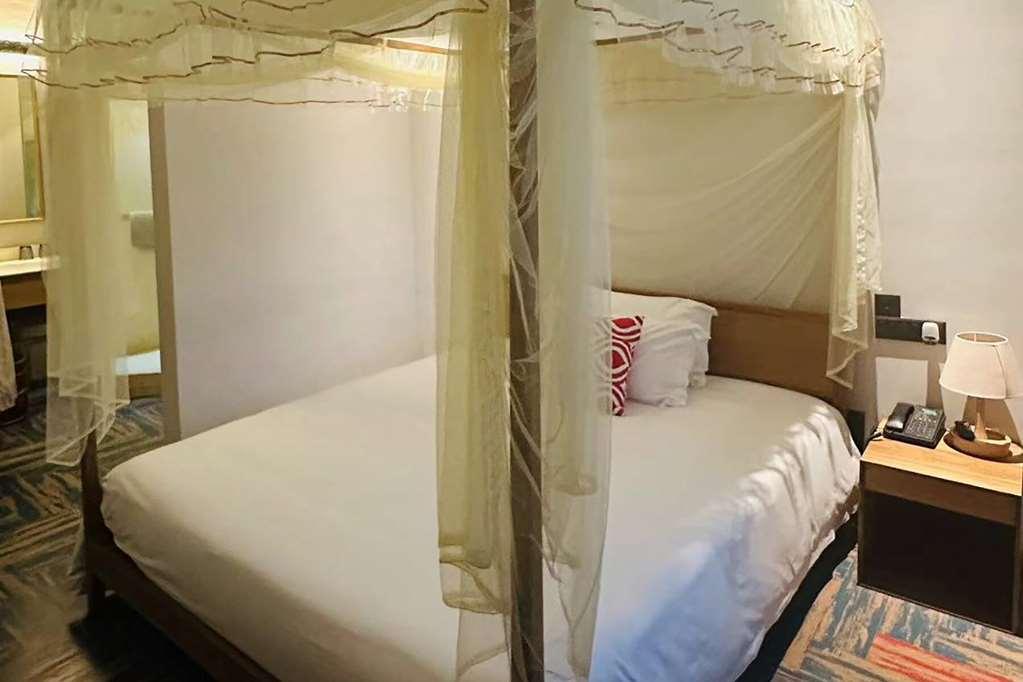 Ramada Encore By Wyndham Shanghai Pudong Airport Room photo