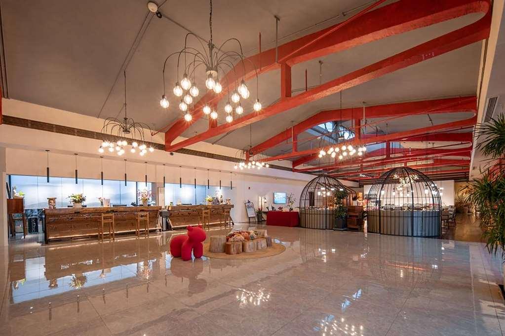 Ramada Encore By Wyndham Shanghai Pudong Airport Interior photo